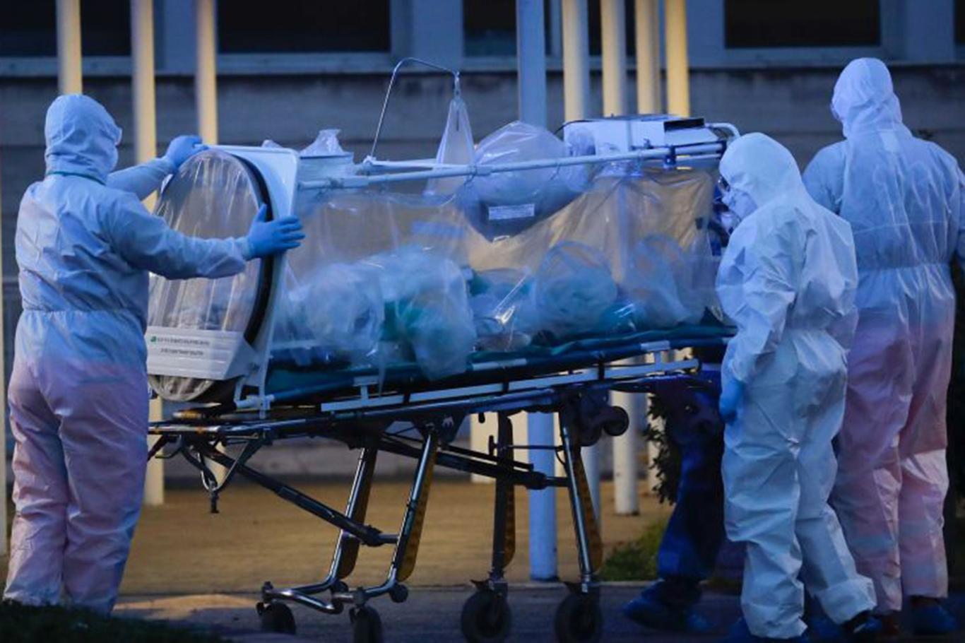 698 نفر در آمریکا به علت ویروس کرونا جان خود را از دست داد
